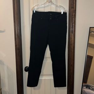 1822 black denim